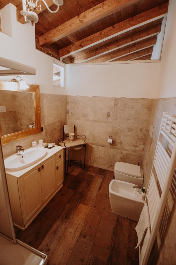B&B Casa Santa Lucia Manerba del Garda Bagian luar foto