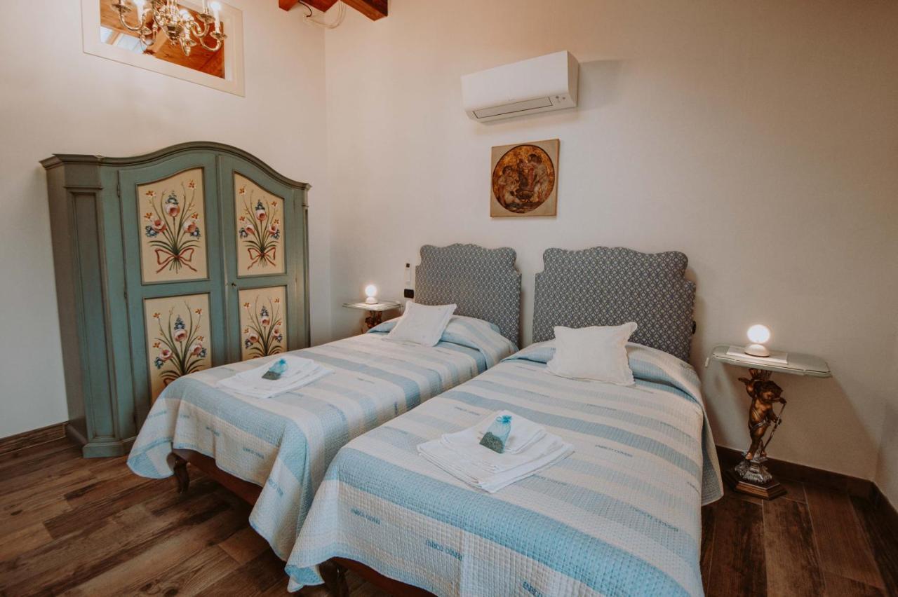 B&B Casa Santa Lucia Manerba del Garda Bagian luar foto