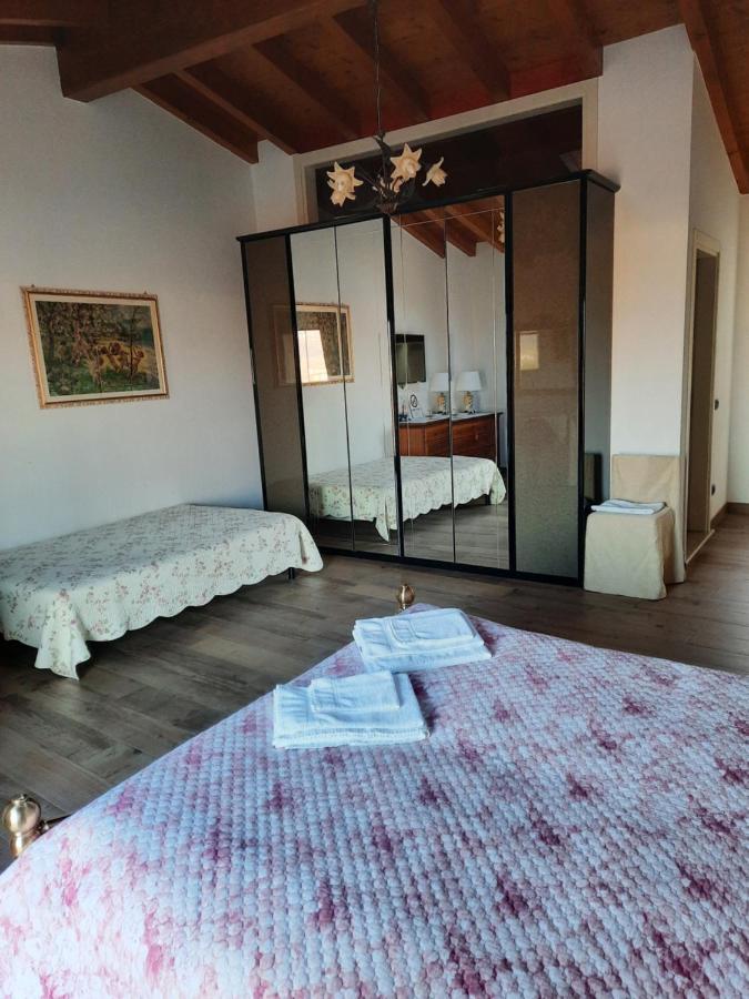 B&B Casa Santa Lucia Manerba del Garda Bagian luar foto