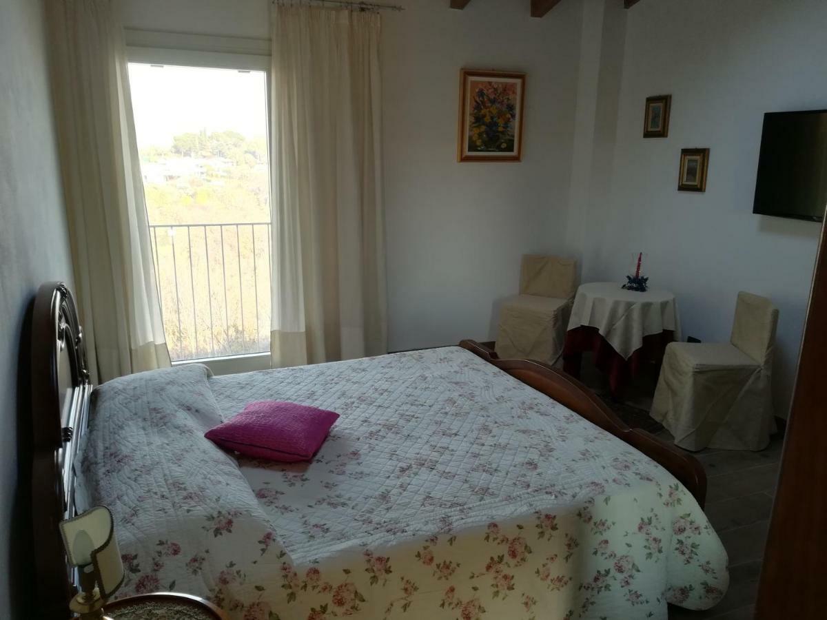 B&B Casa Santa Lucia Manerba del Garda Bagian luar foto